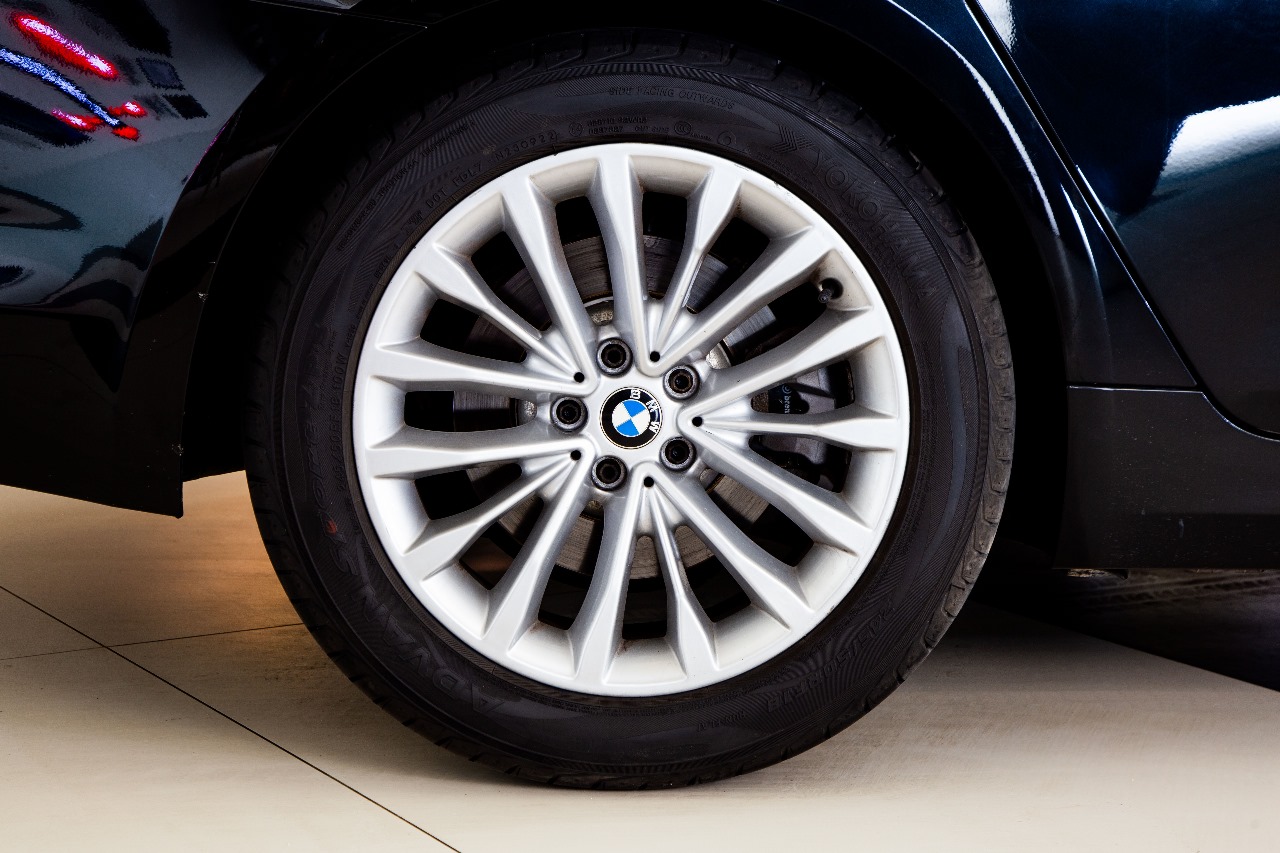 BMW 520D LUXURY LINE