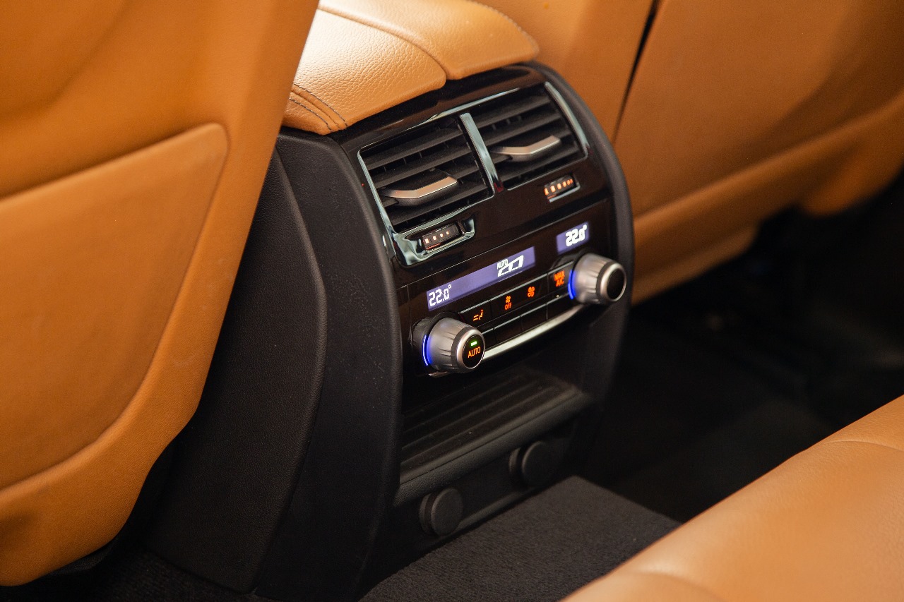 BMW 520D LUXURY LINE