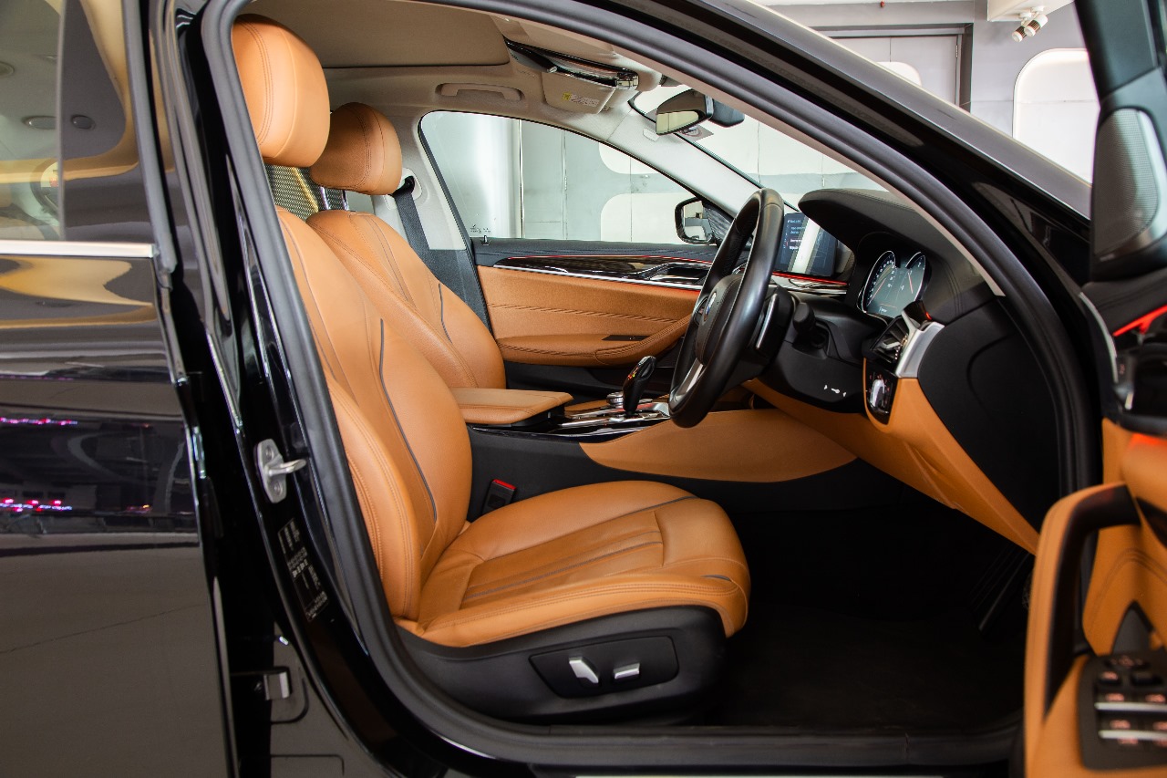 BMW 520D LUXURY LINE
