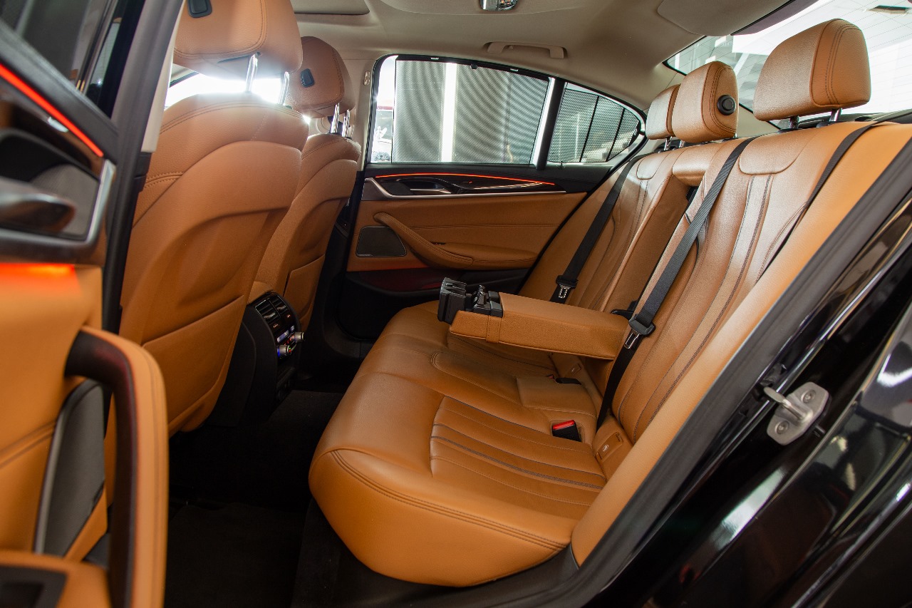 BMW 520D LUXURY LINE