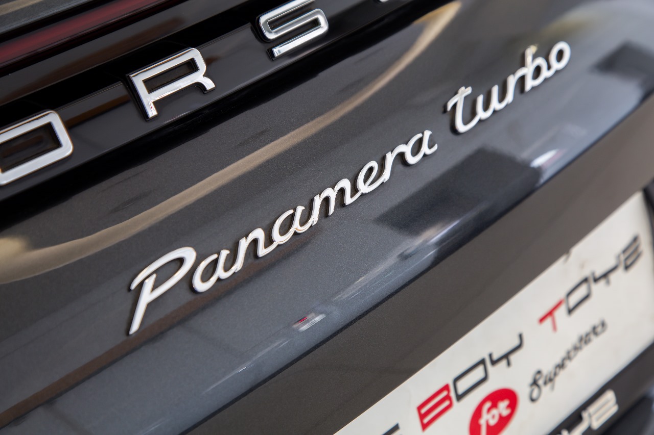 Porsche Panamera Turbo