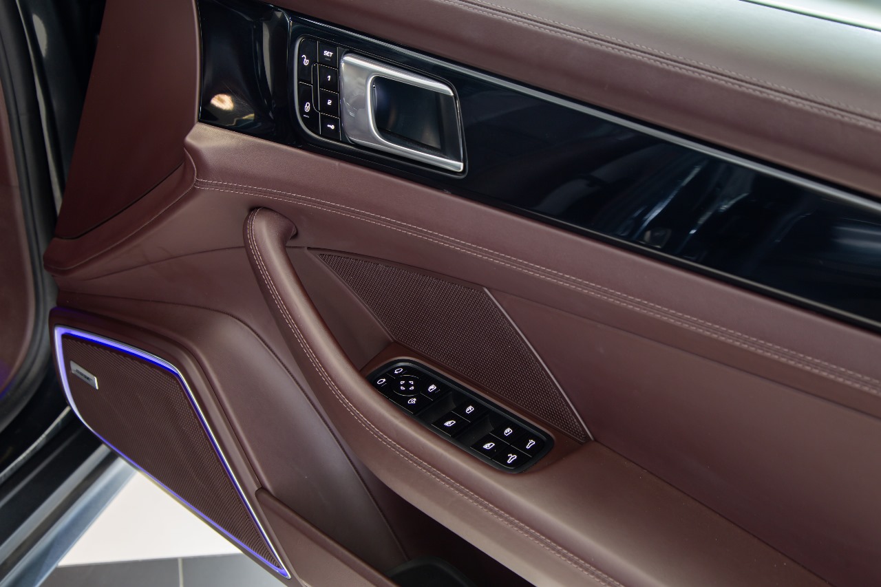 Porsche Panamera Turbo