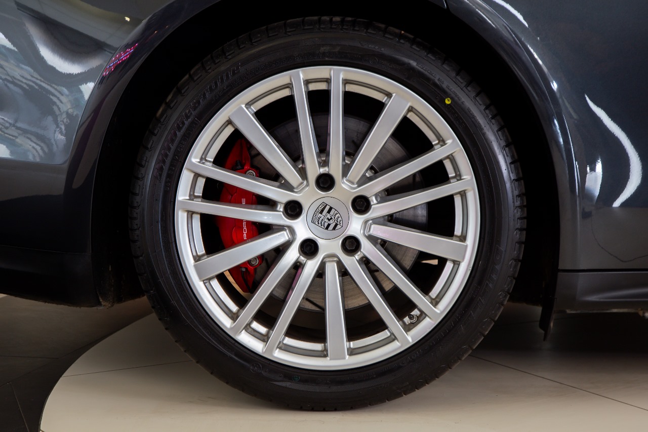 Porsche Panamera Turbo