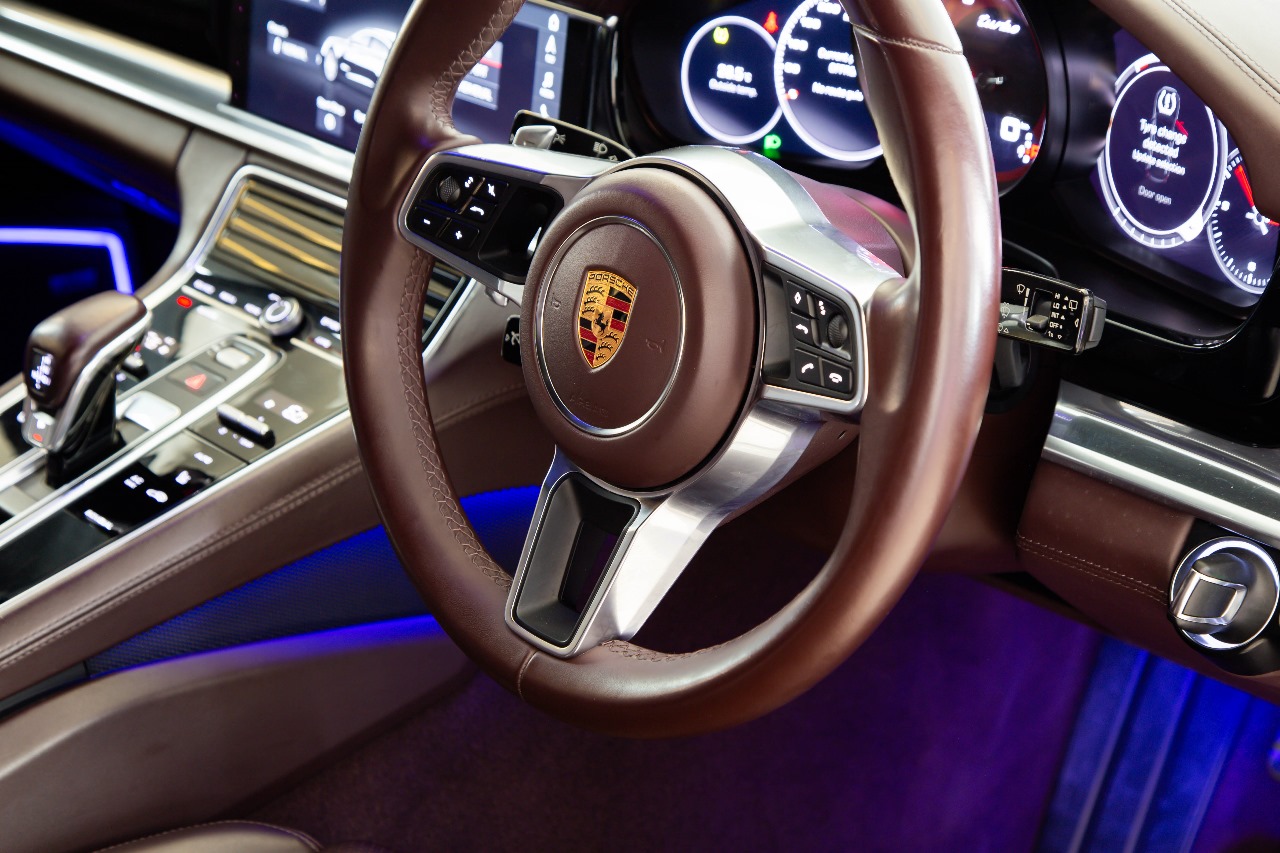 Porsche Panamera Turbo