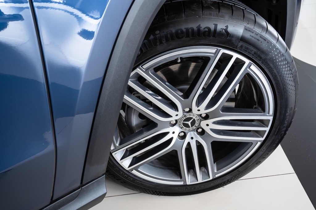 MERCEDES BENZ GLS450D