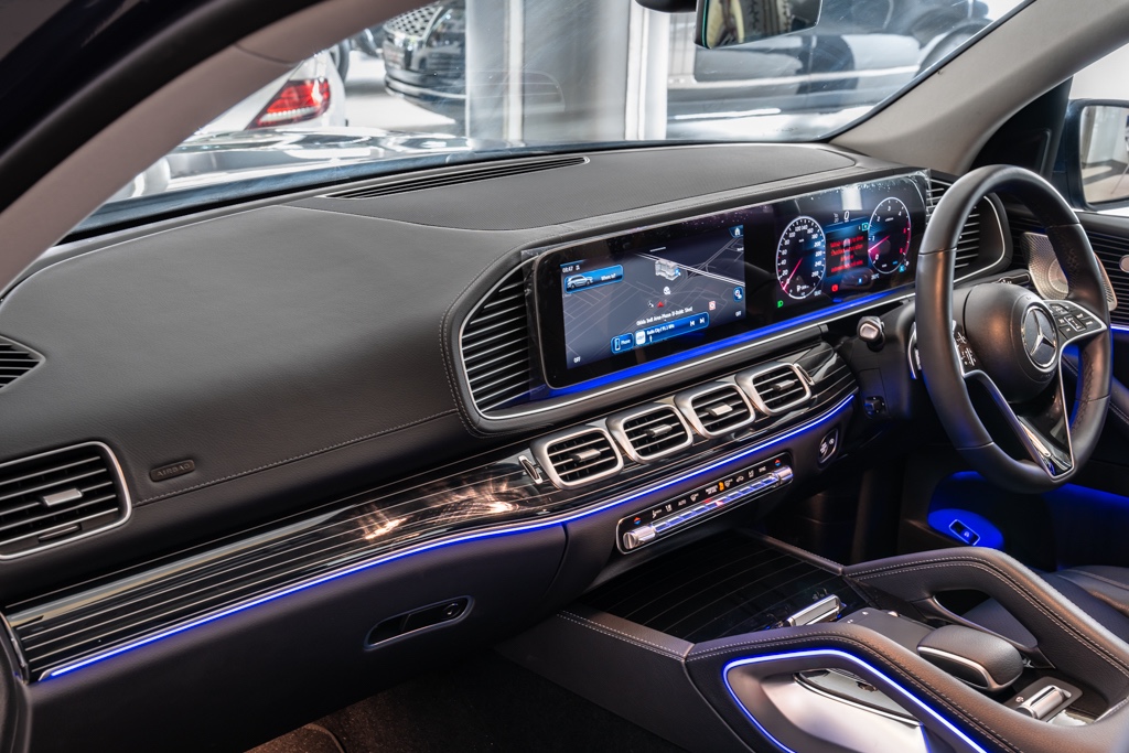 MERCEDES BENZ GLS450D
