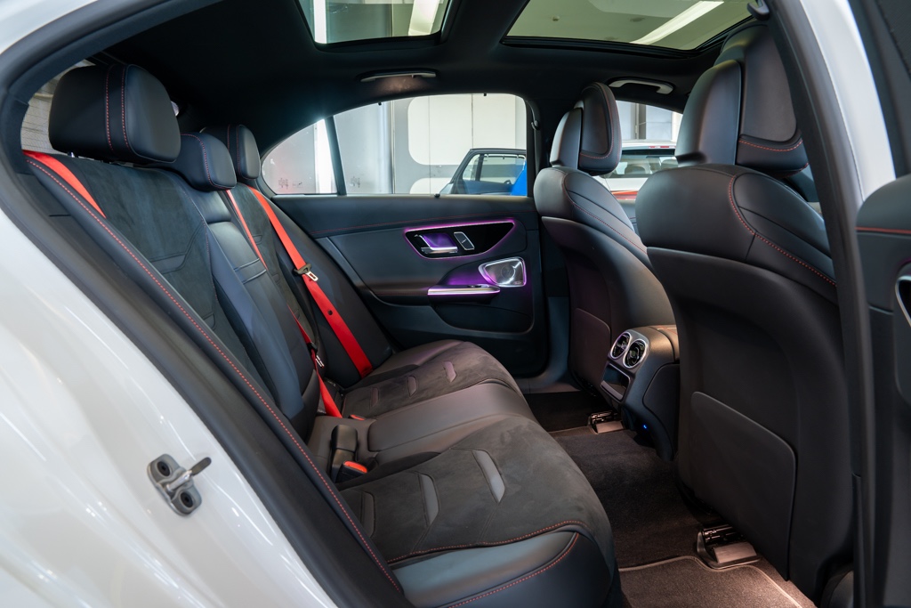 MERCEDES AMG C43 4MATIC