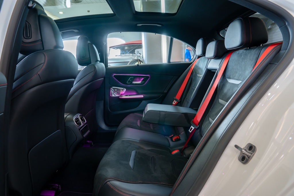 MERCEDES AMG C43 4MATIC