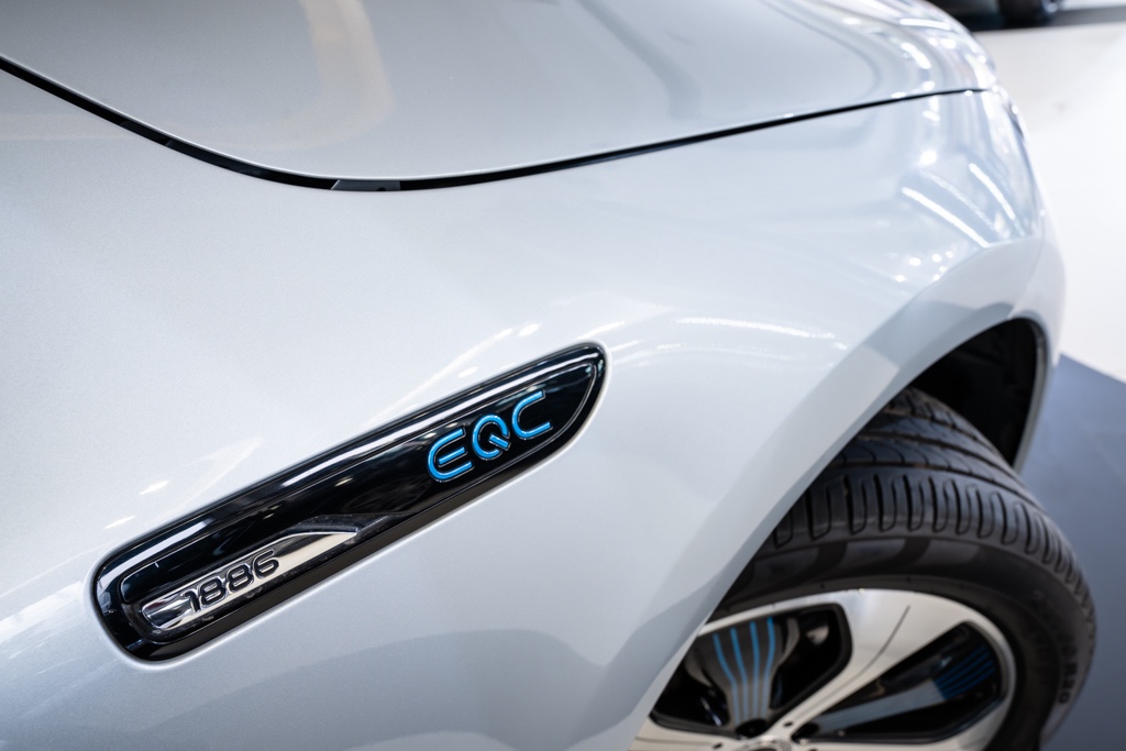 MERCEDES BENZ EQC 400 4MATIC