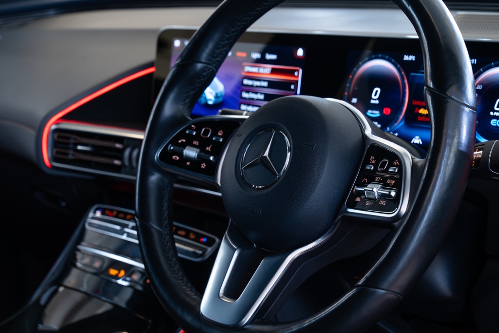 MERCEDES BENZ EQC 400 4MATIC