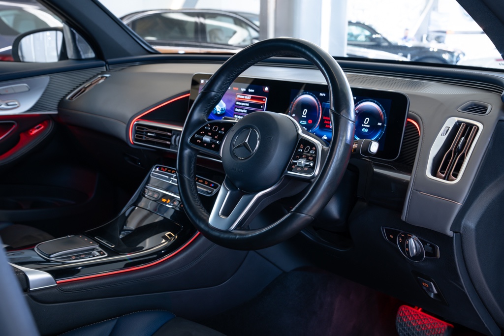 MERCEDES BENZ EQC 400 4MATIC