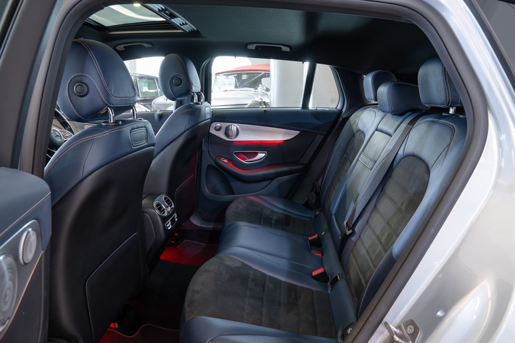 MERCEDES BENZ EQC 400 4MATIC