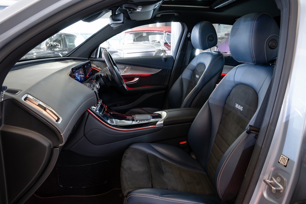 MERCEDES BENZ EQC 400 4MATIC