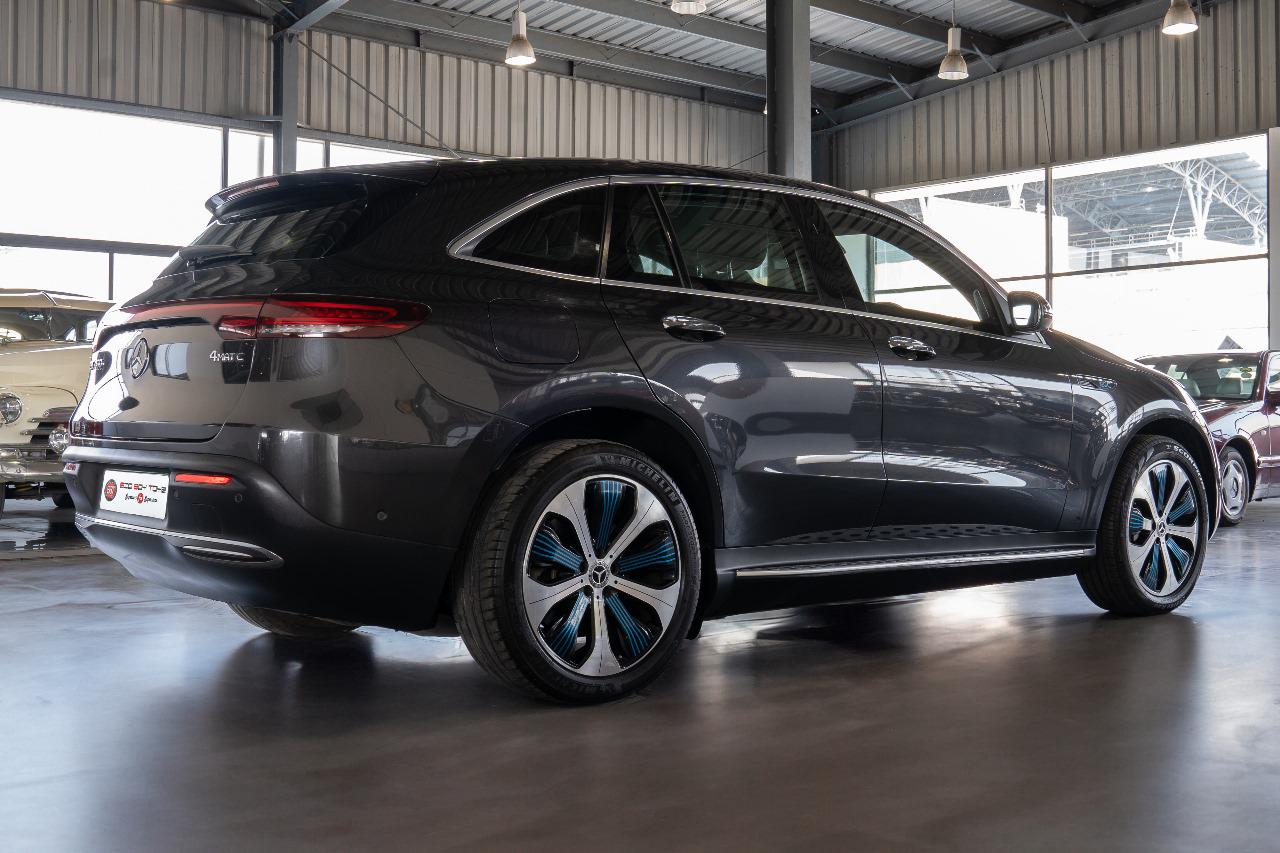 MERCEDES BENZ EQC 400 4MATIC