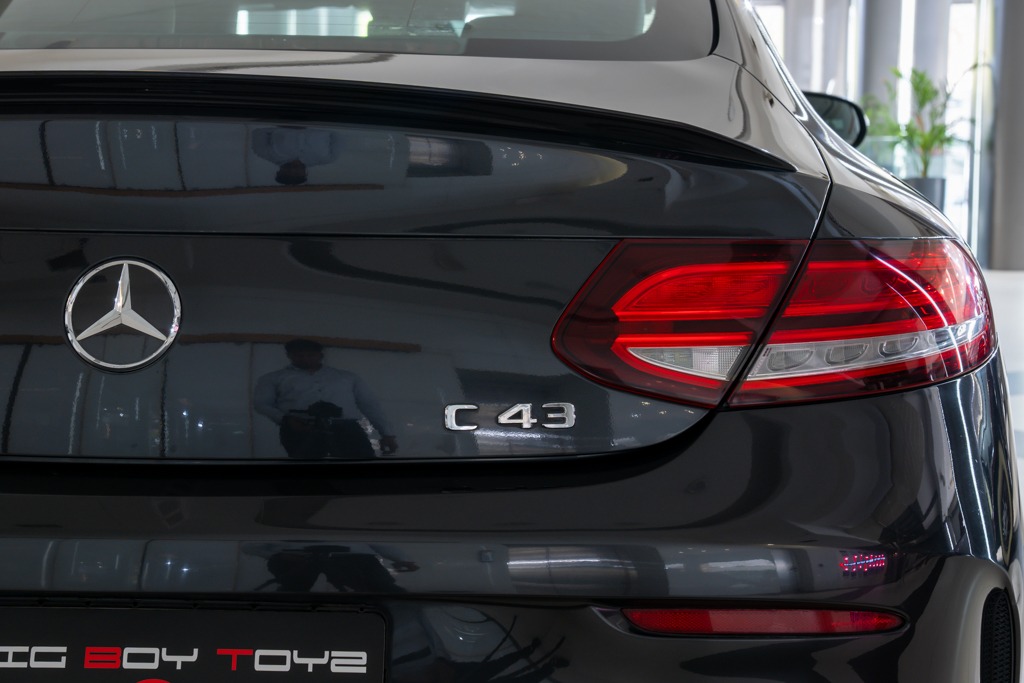 MERCEDES BENZ C43 AMG 4MATIC COUPE