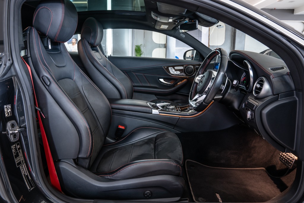 MERCEDES BENZ C43 AMG 4MATIC COUPE