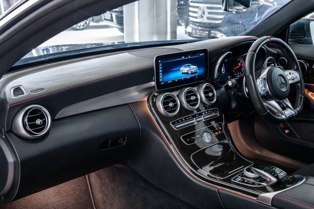 MERCEDES BENZ C43 AMG 4MATIC COUPE