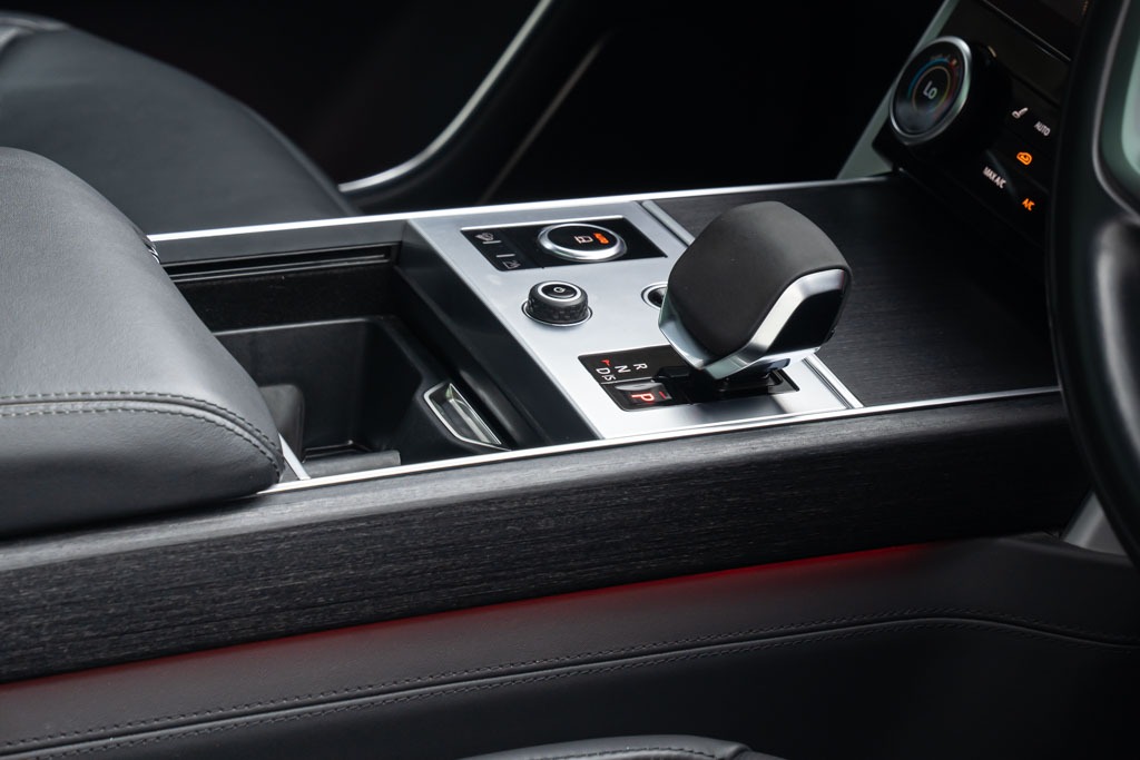 Range Rover Autobiography LWB 4.4 P530