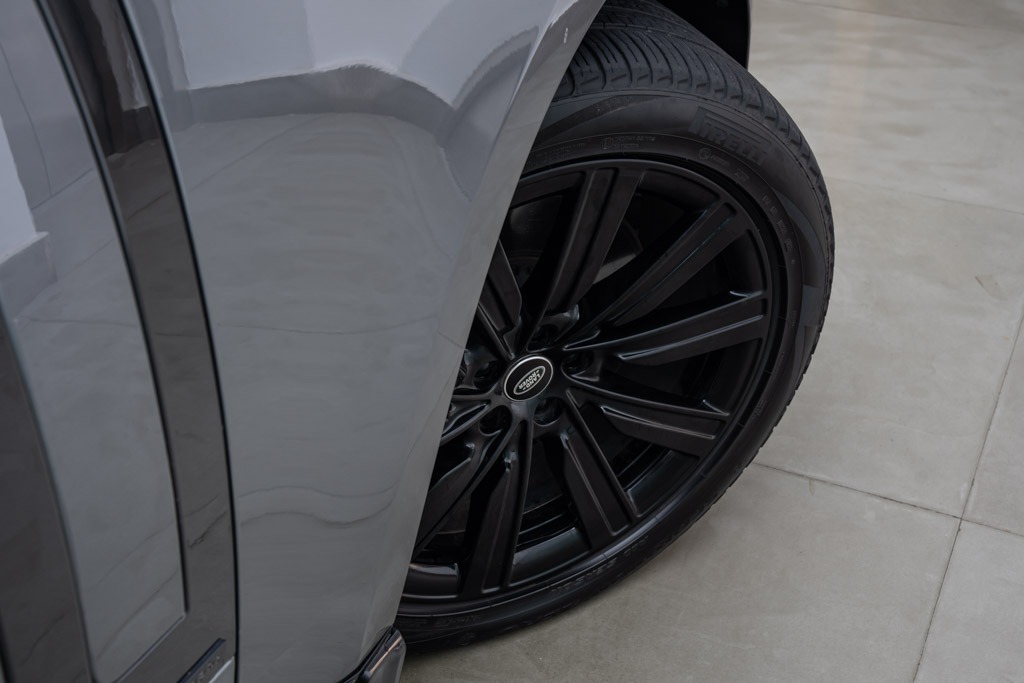 Range Rover Autobiography LWB 4.4 P530