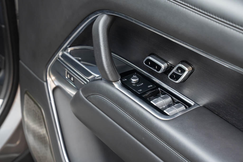 Range Rover Autobiography LWB 4.4 P530