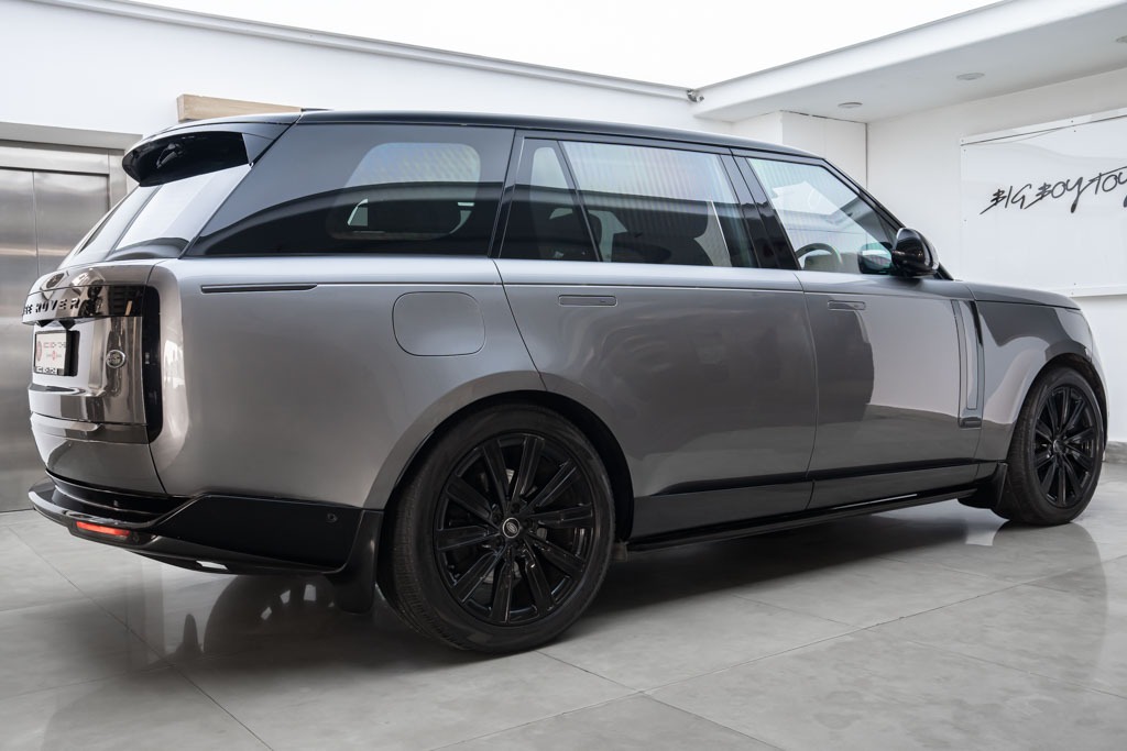 Range Rover Autobiography LWB 4.4 P530