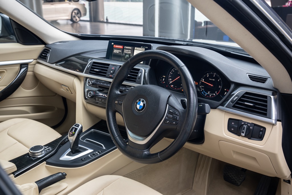 BMW 320d GT Luxury Line 