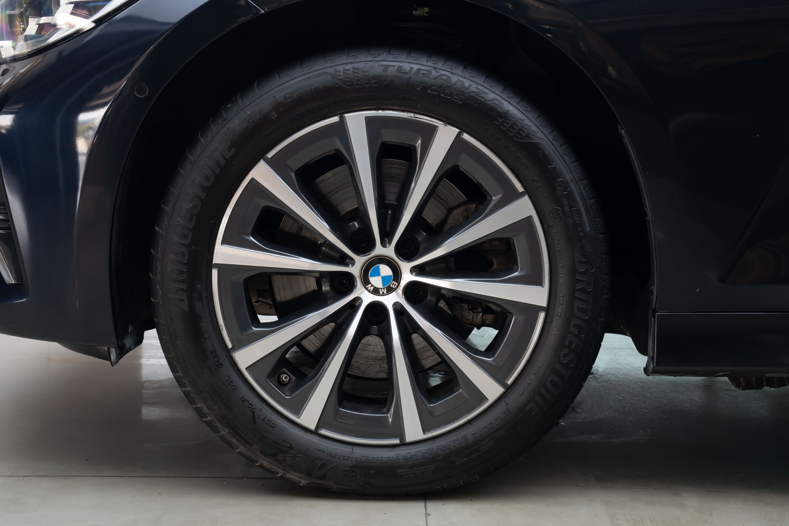 BMW 330Li Gran Limousine Luxury Line 