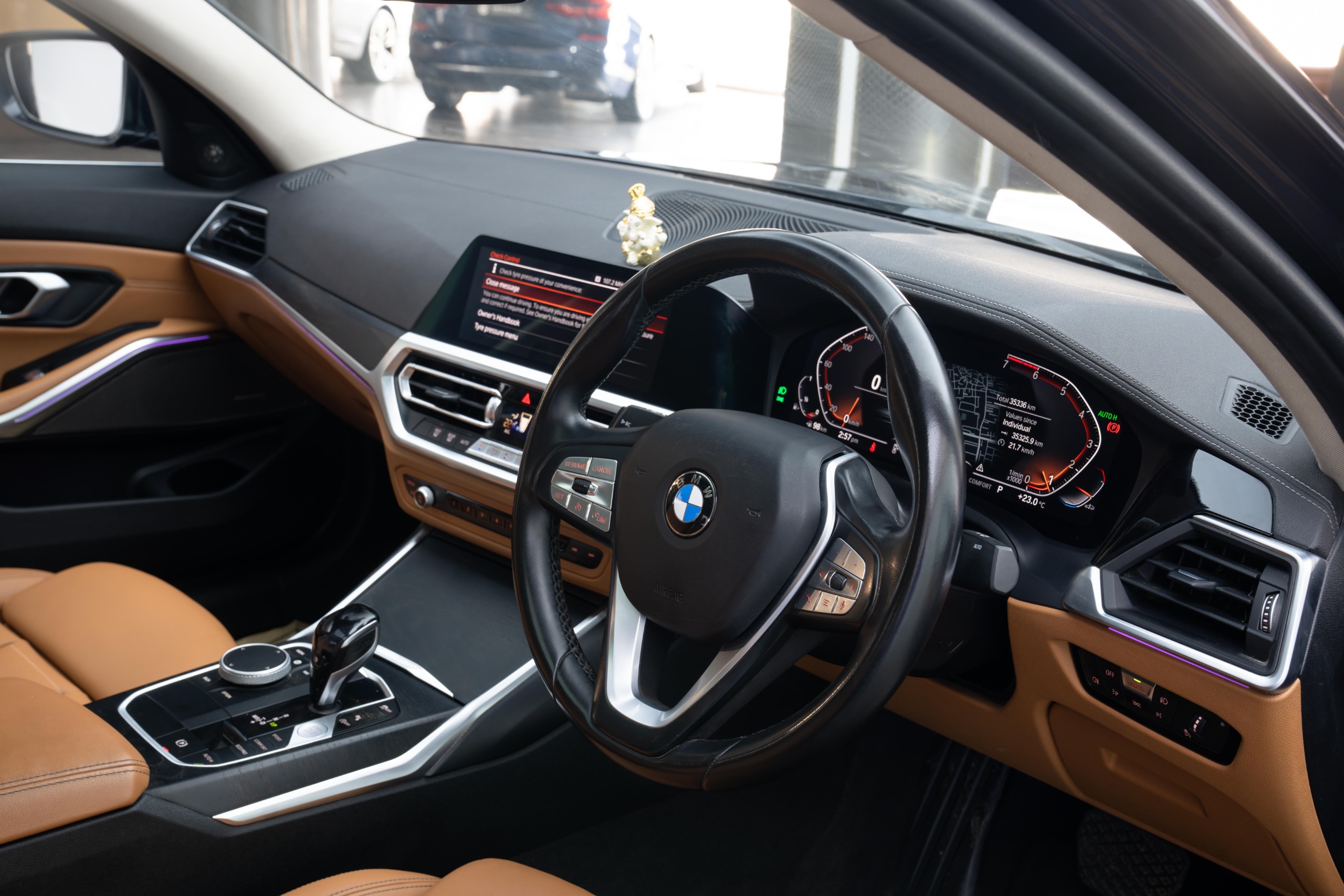 BMW 330Li Gran Limousine Luxury Line 