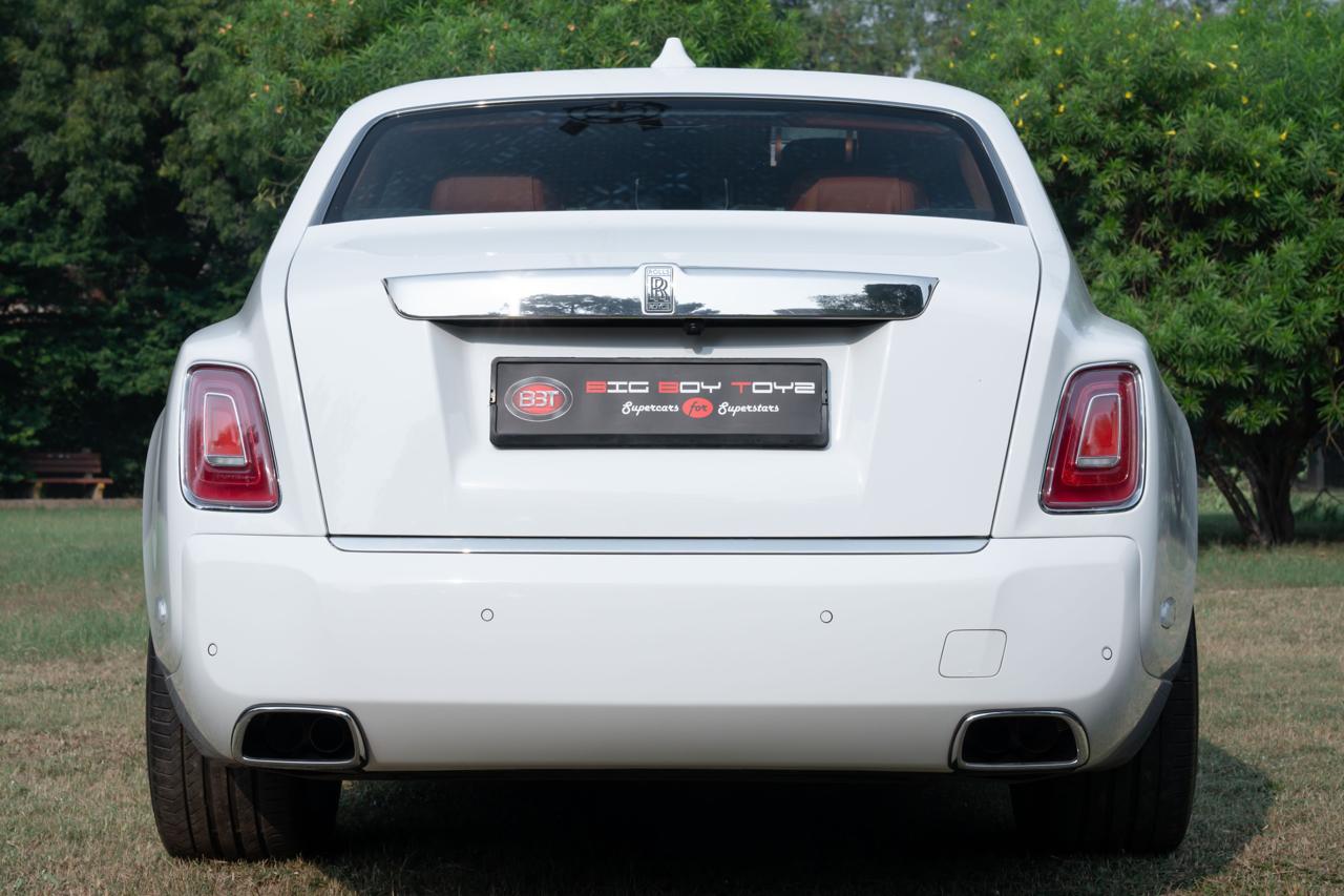 Rolls Royce Phantom 8