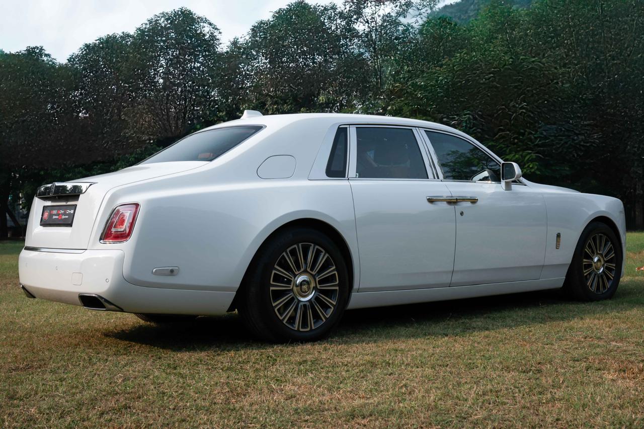 Rolls Royce Phantom 8