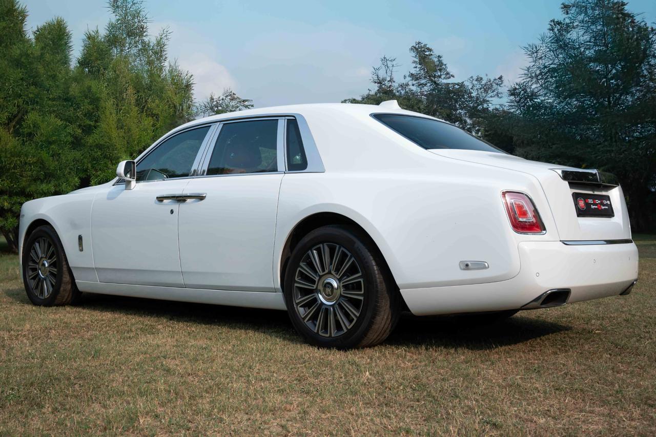 Rolls Royce Phantom 8