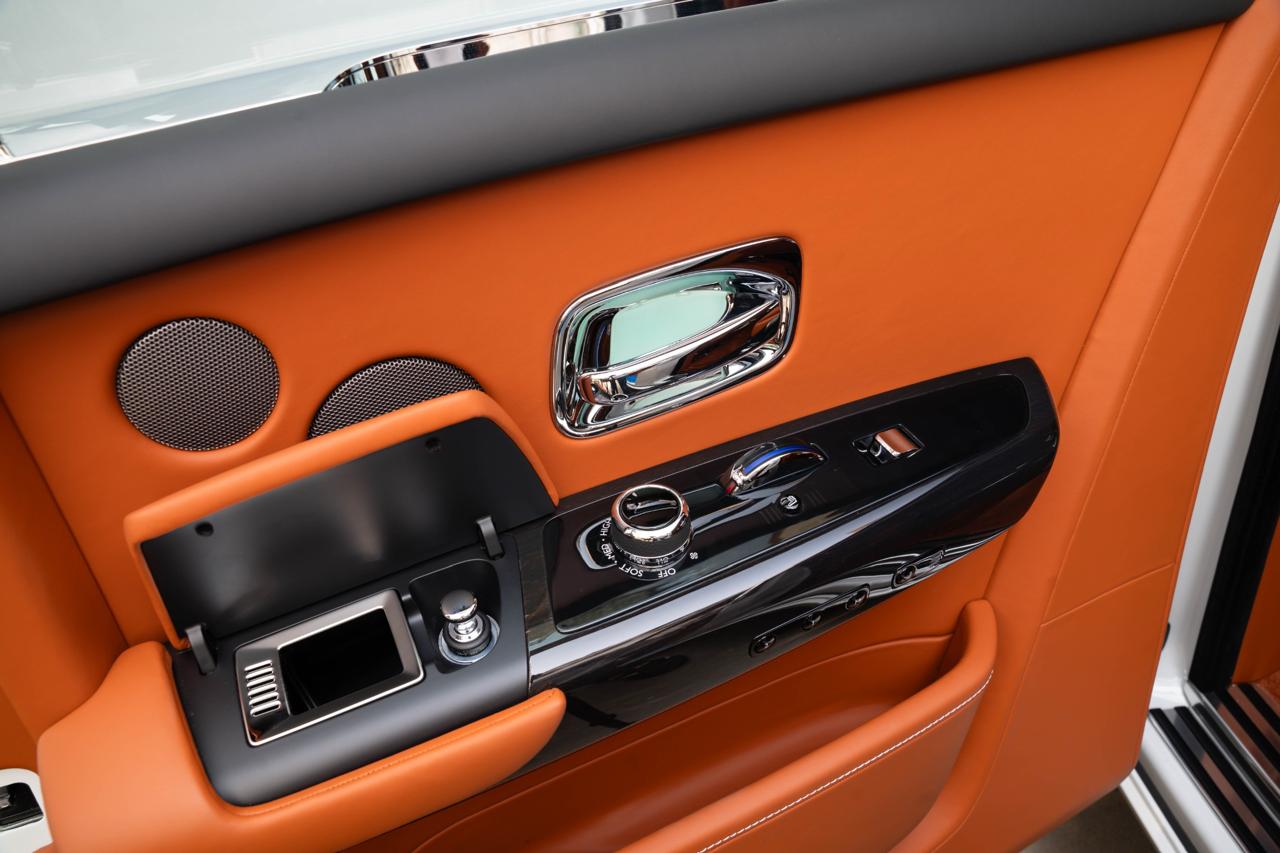 Rolls Royce Phantom 8