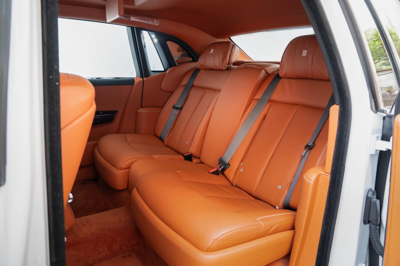 Rolls Royce Phantom 8