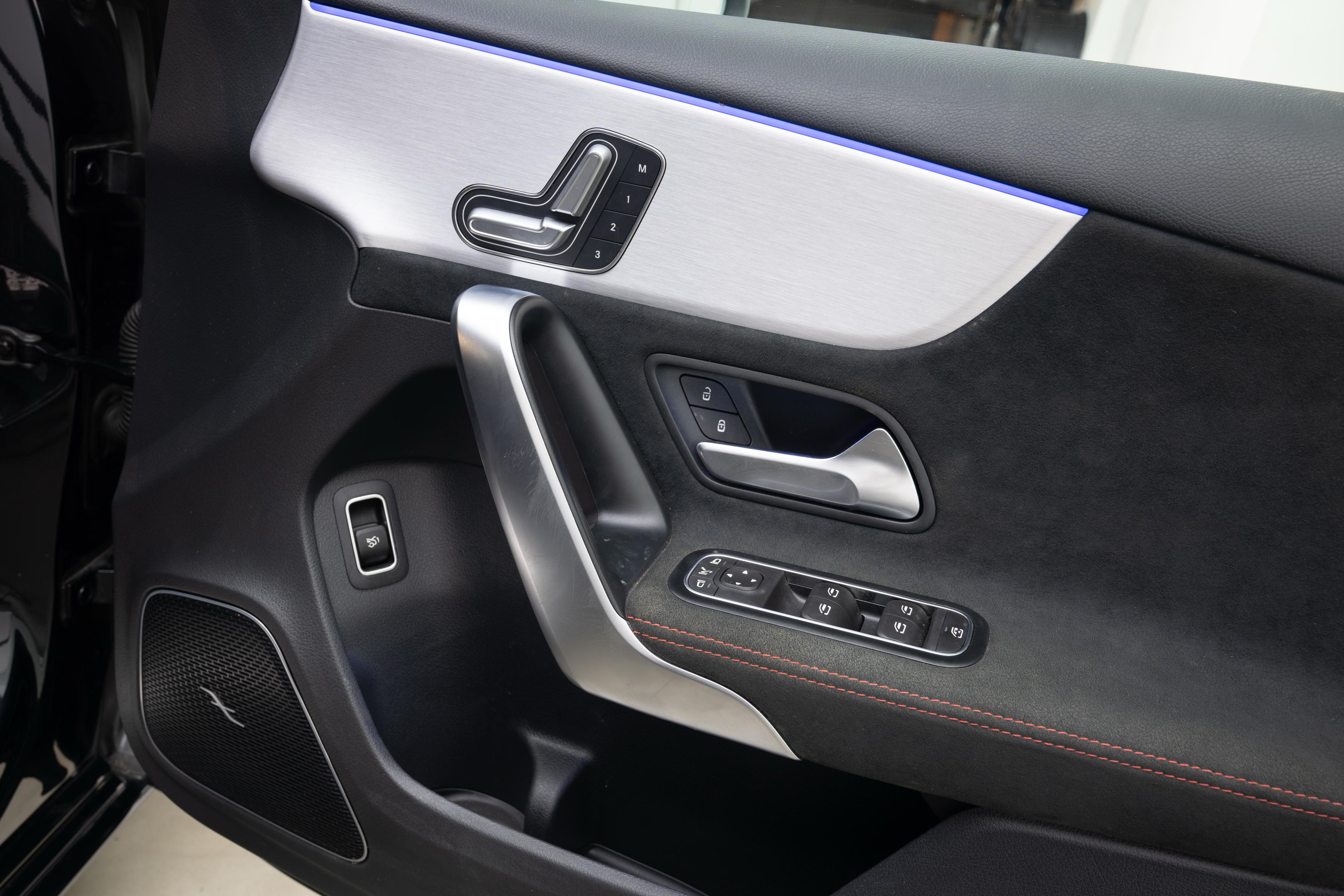 MERCEDES AMG A35 4MATIC