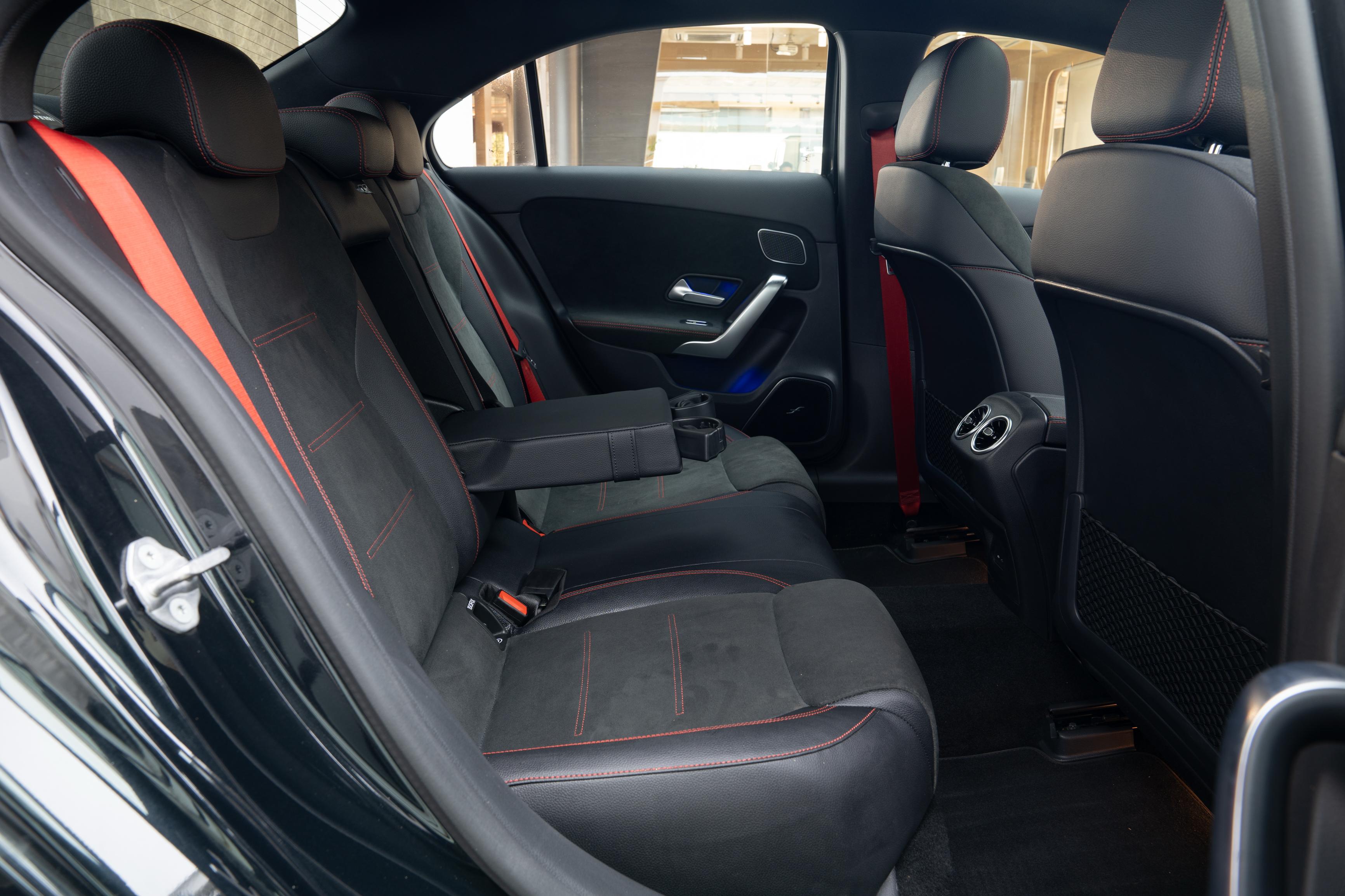 MERCEDES AMG A35 4MATIC