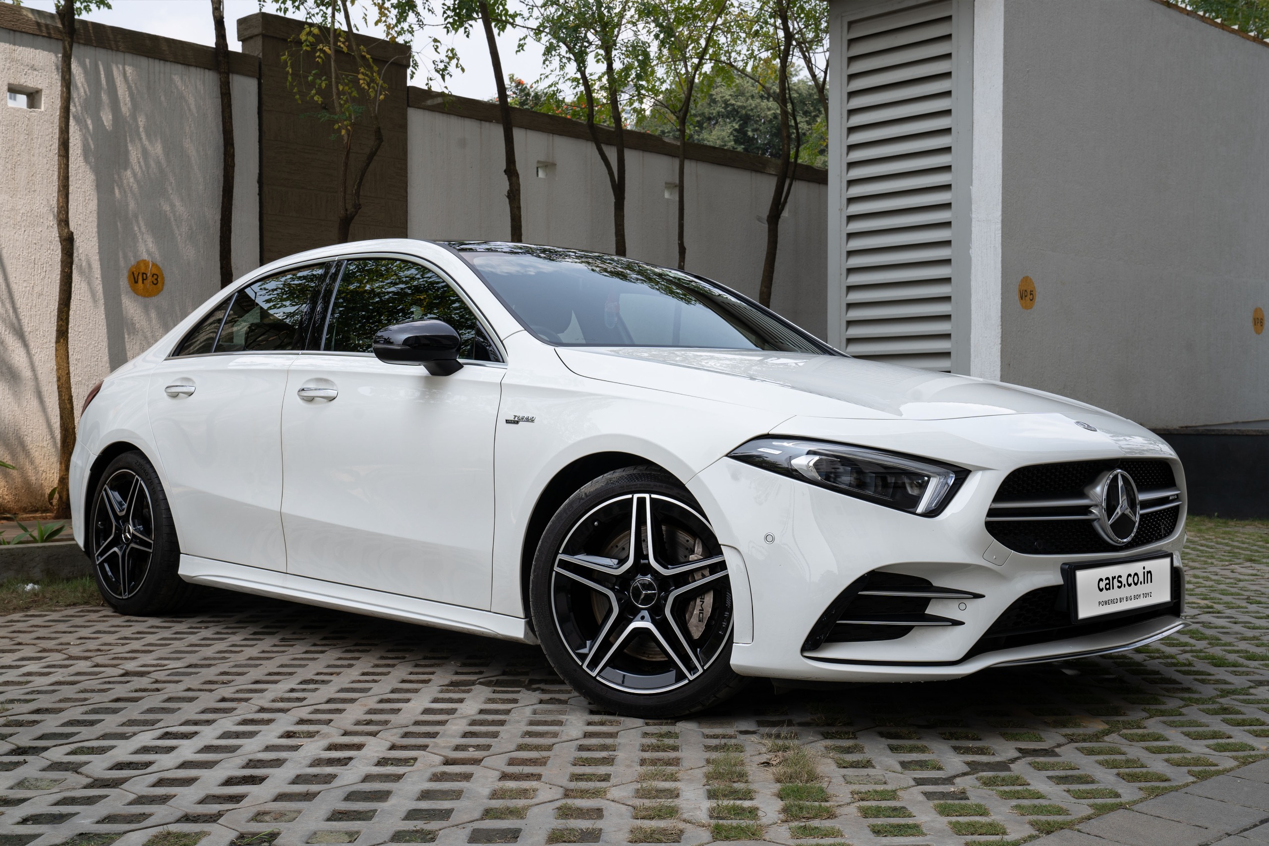 MERCEDES AMG A35 4MATIC