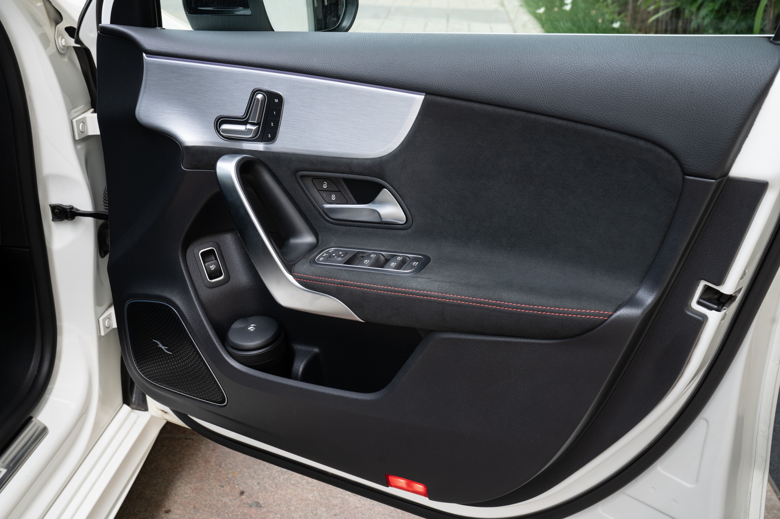 MERCEDES AMG A35 4MATIC