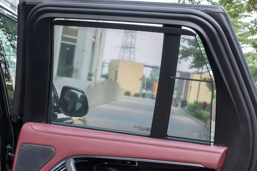 Land Rover Range Rover D350 SWB SE