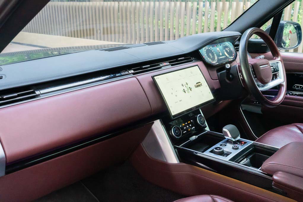 Land Rover Range Rover D350 SWB SE