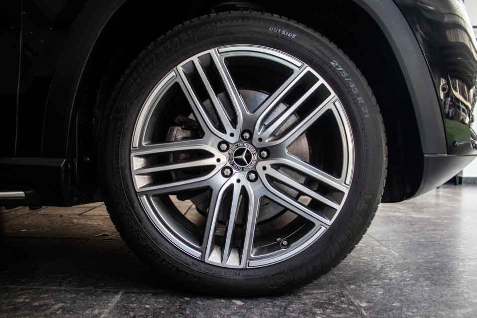 MERCEDES BENZ GLS400D