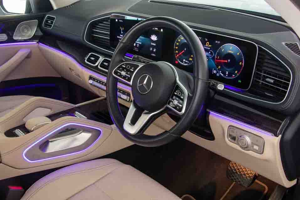 MERCEDES BENZ GLS400D