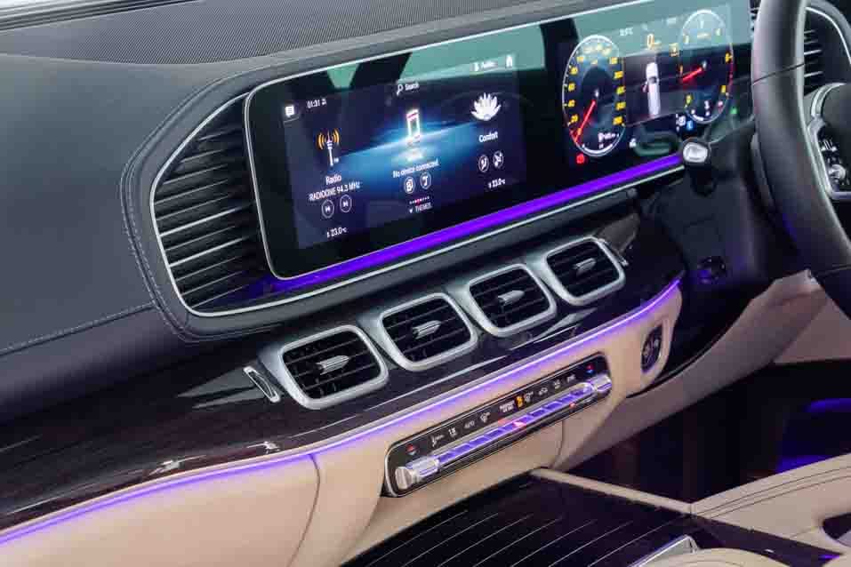 MERCEDES BENZ GLS400D