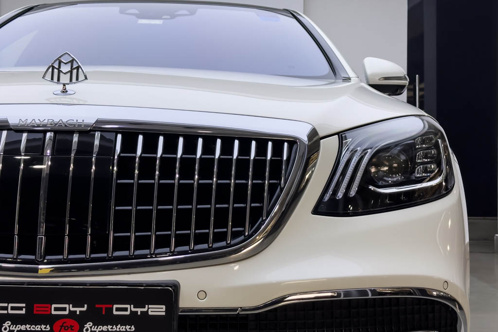MERCEDES MAYBACH S560