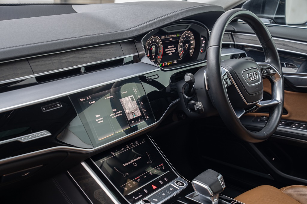 Audi A8L Technology