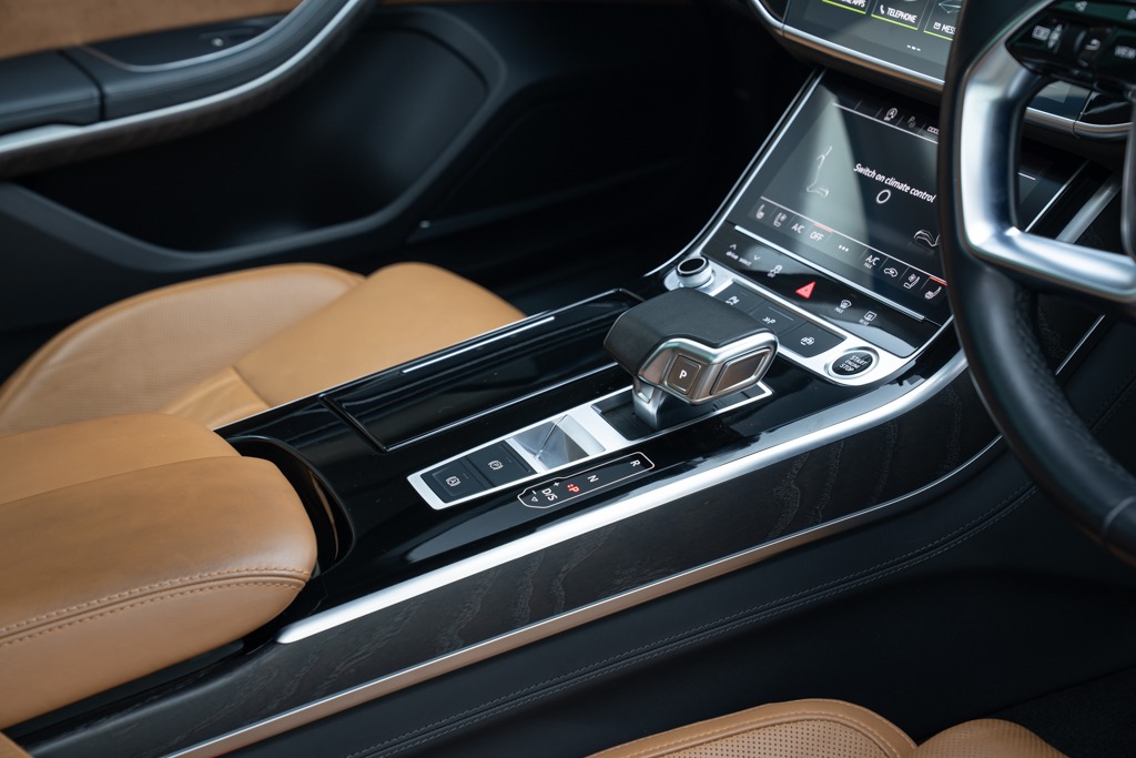 Audi A8L Technology