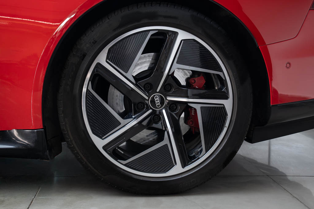 AUDI ETRON RS GT 