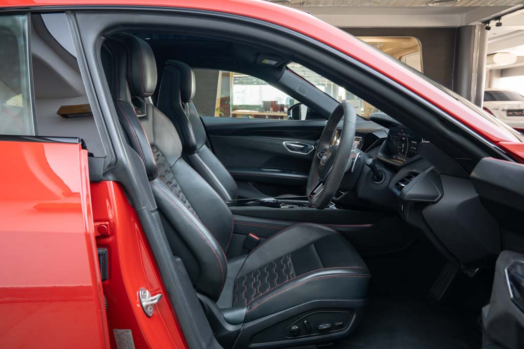 AUDI ETRON RS GT 