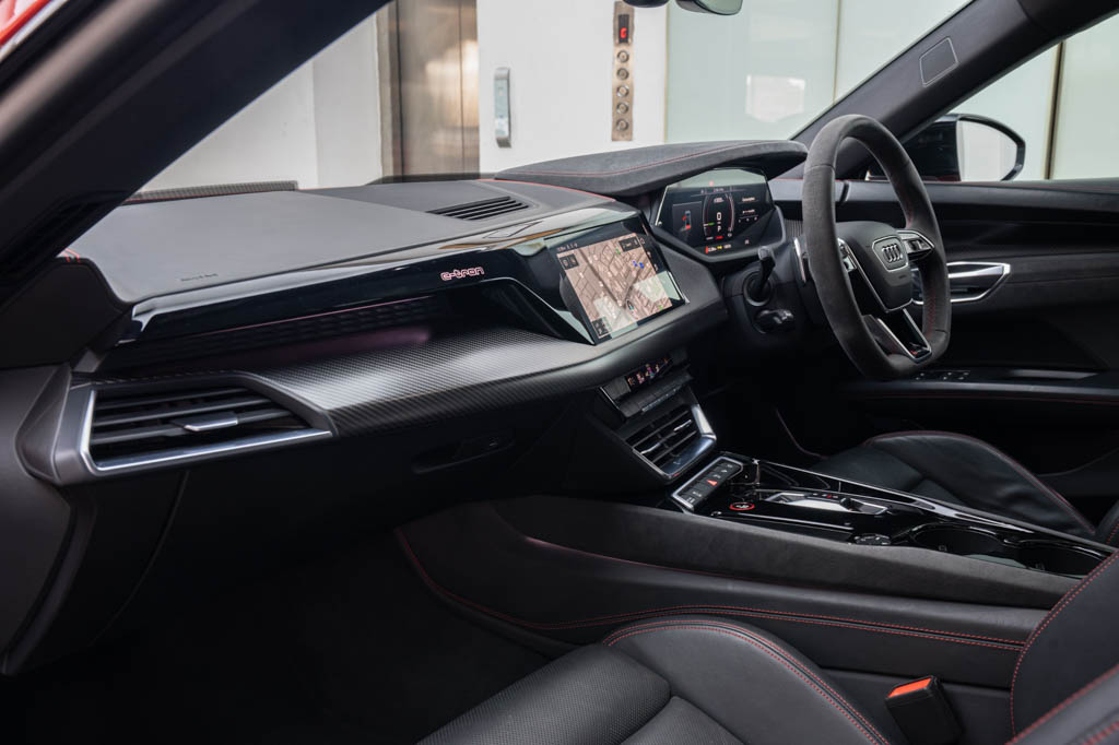 AUDI ETRON RS GT 