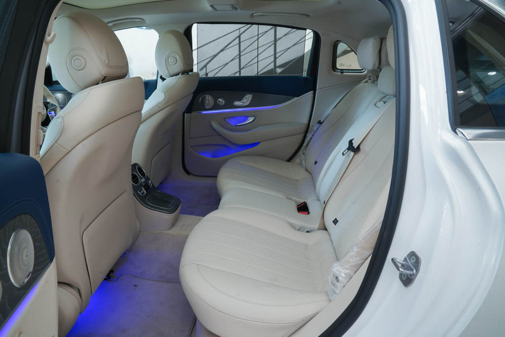 Mercedes Benz E200 AMG Line