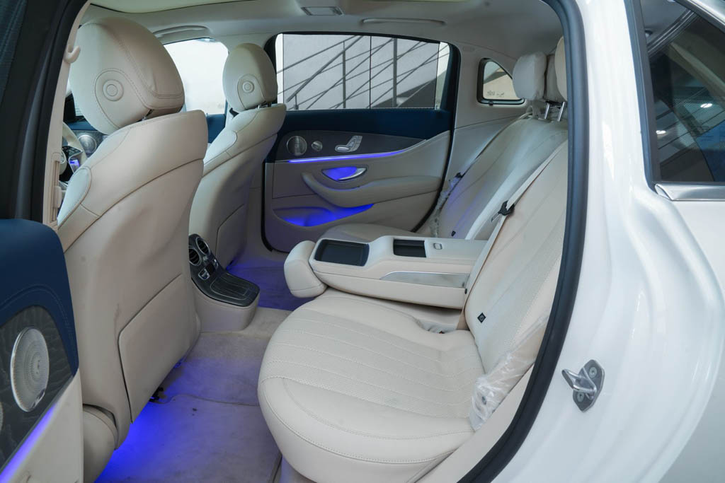 Mercedes Benz E200 AMG Line